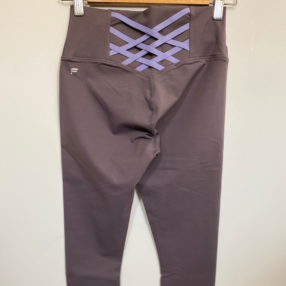 Fabletics Kessler High-Waisted 7/8 Strappy Leggings in Shadow/Blue Violet NWOT